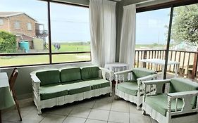Beach Rock Cottage